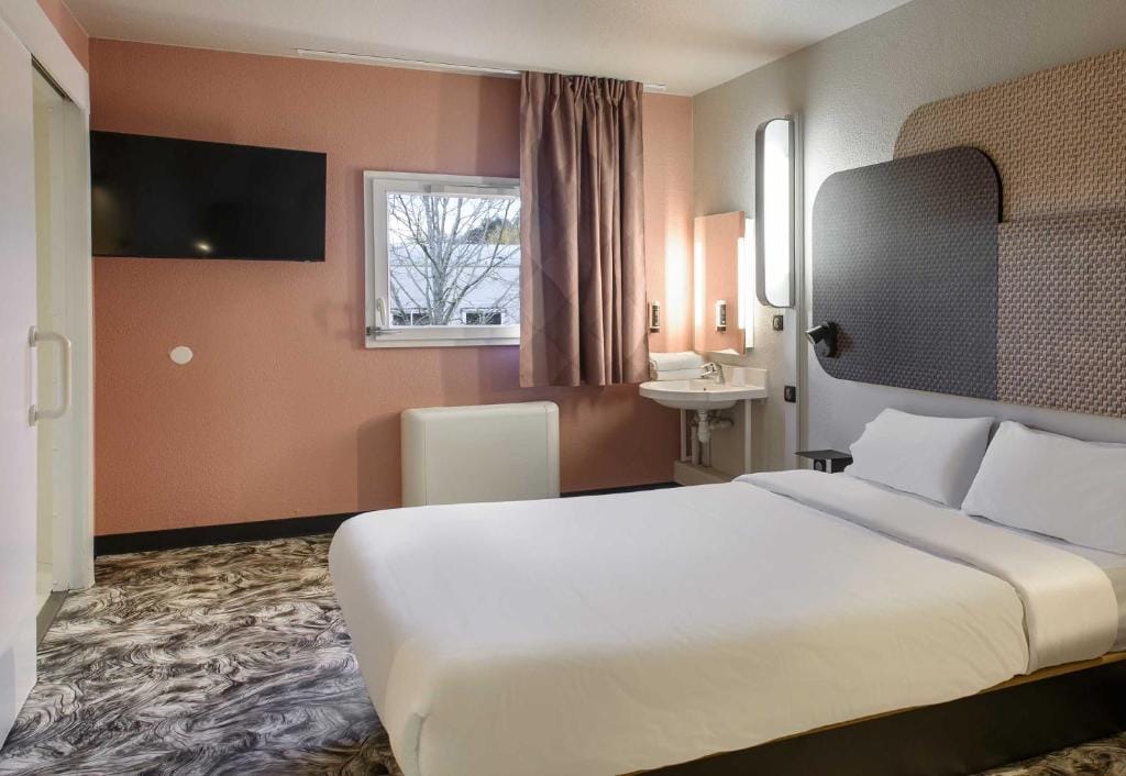 B&B HOTEL Toulouse Cité de l'Espace Hurel — 4