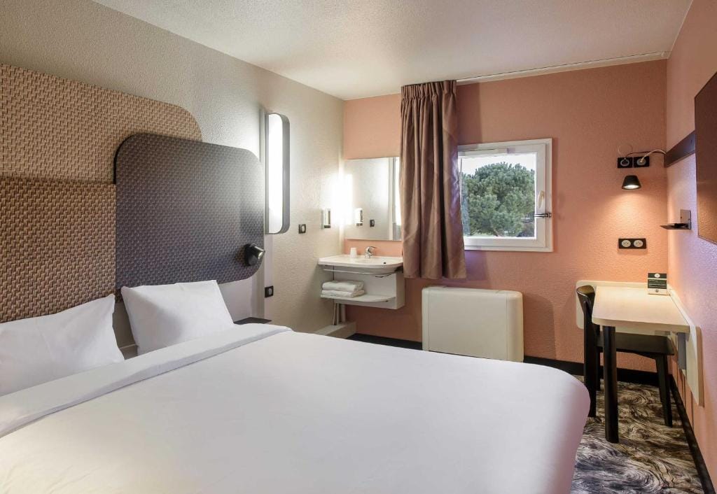 B&B HOTEL Toulouse Cité de l'Espace Hurel — 5