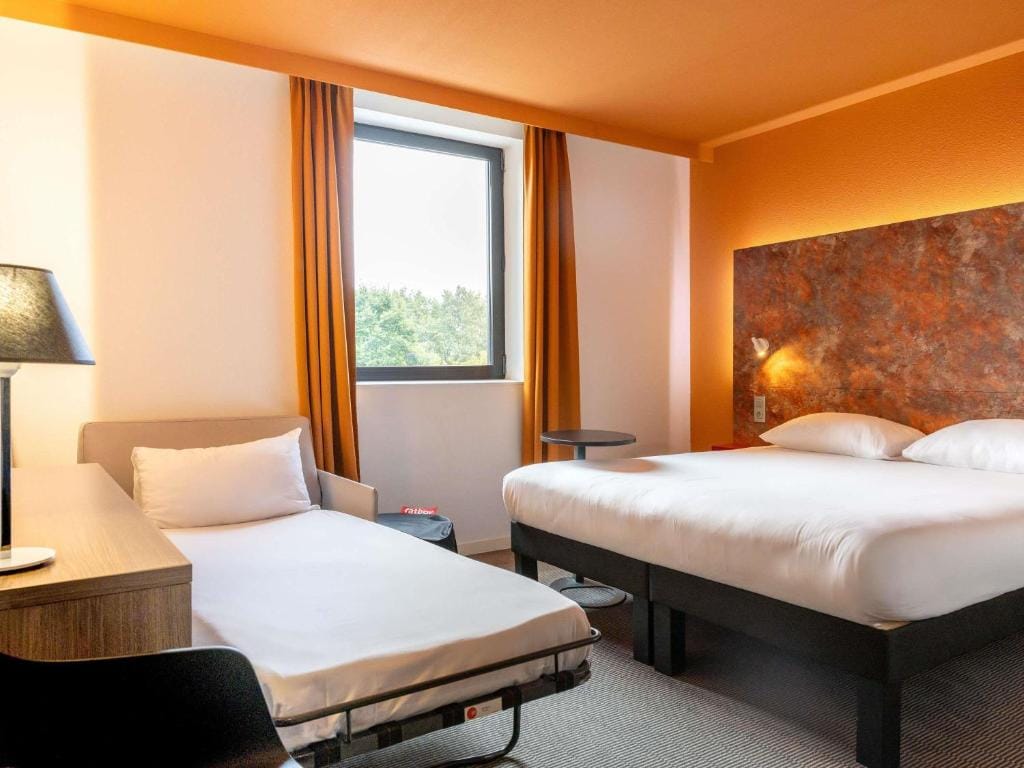 ibis Styles Toulouse Cite Espace — 2